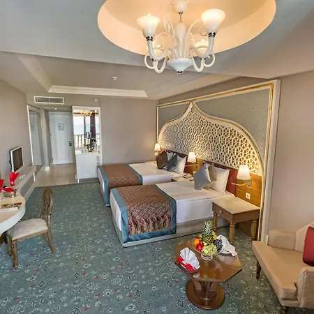 Hotel Royal Taj Mahal