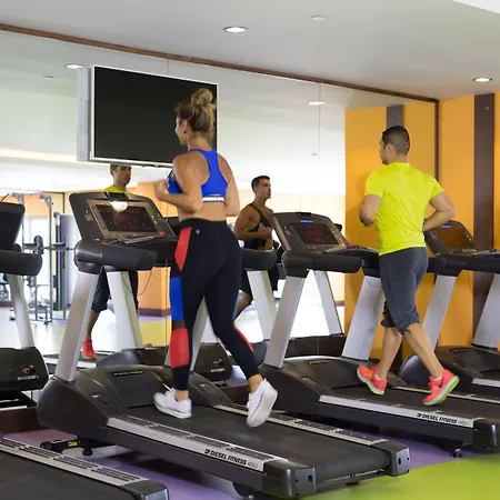 Hotel Royal Taj Mahal Side