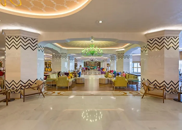 Royal Taj Mahal Hotell 5*