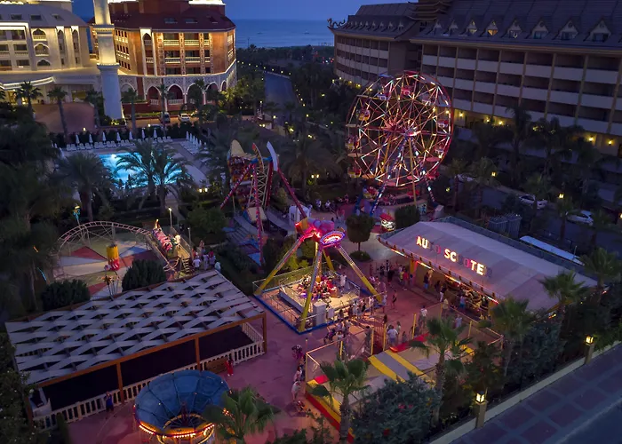 Royal Taj Mahal Hotell 5*