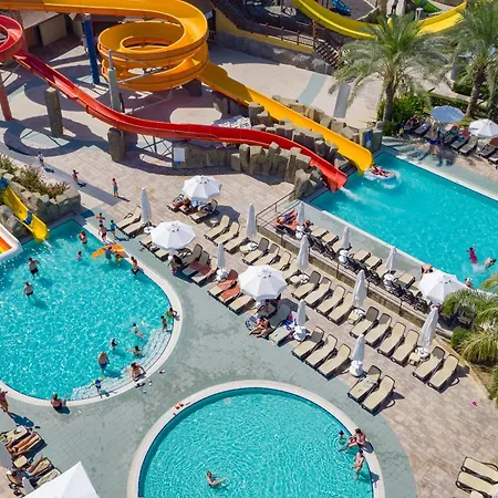 Royal Taj Mahal Hotel Side