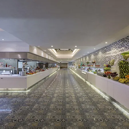 Royal Taj Mahal Hotel Sidé