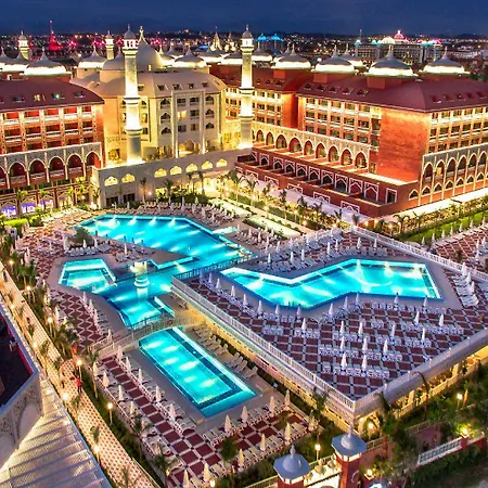 Royal Taj Mahal Otel