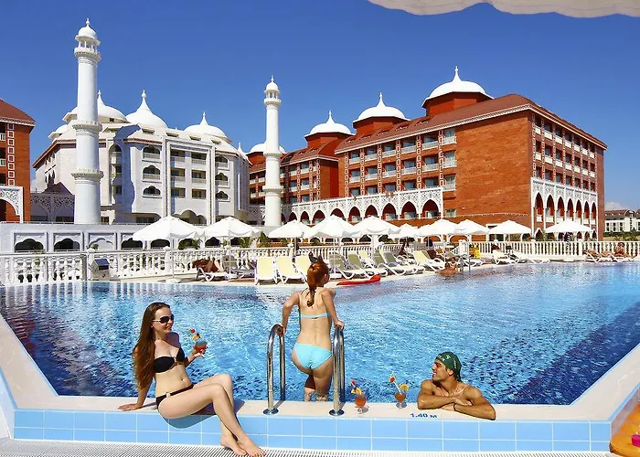 Готель Royal Taj Mahal 5*