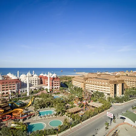 Royal Taj Mahal Hotell 5*