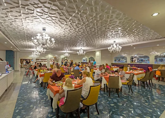 Royal Taj Mahal 5* 시데