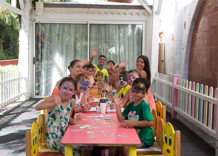 Royal Taj Mahal 시데