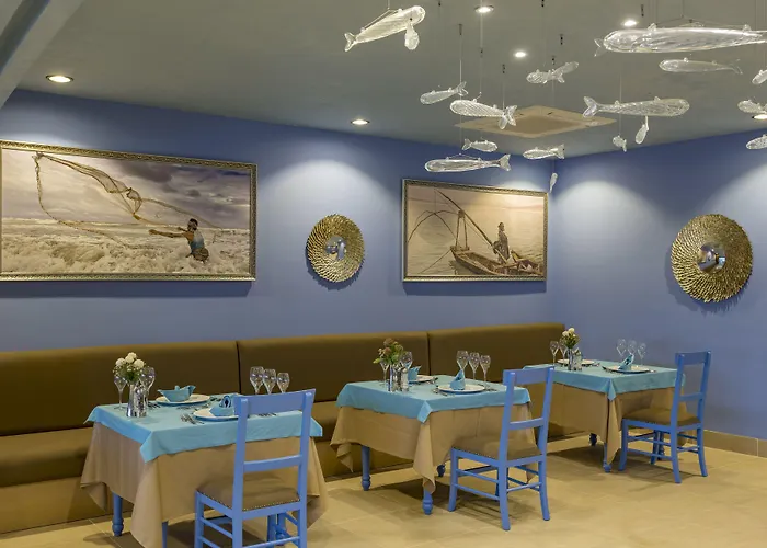 호텔 Royal Taj Mahal