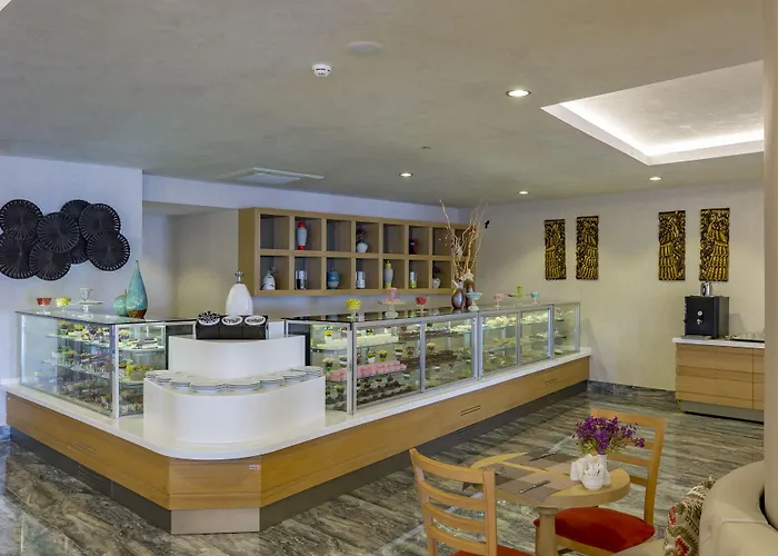 Royal Taj Mahal 호텔