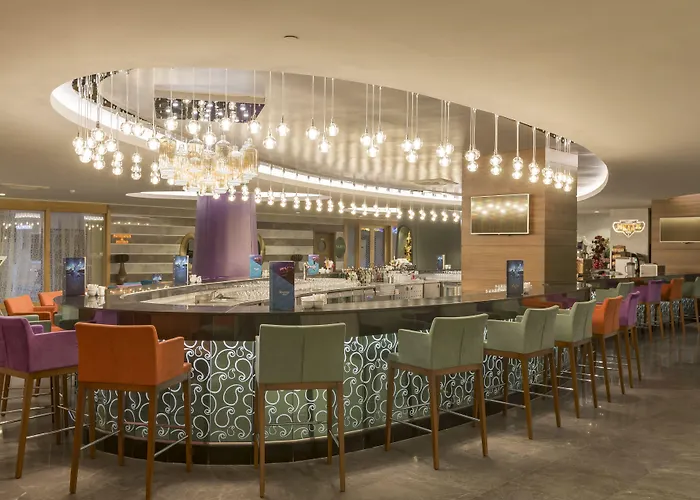 Royal Taj Mahal 5* 시데