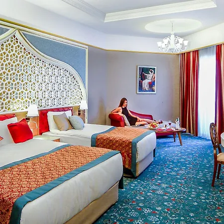 Royal Taj Mahal 5* סייד