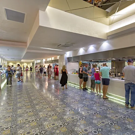 Royal Taj Mahal Szálloda Side