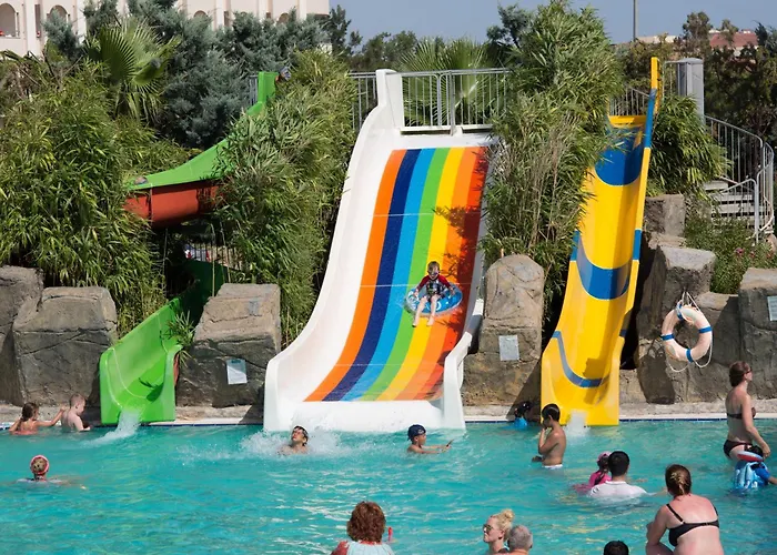 Hotel Royal Taj Mahal 5*